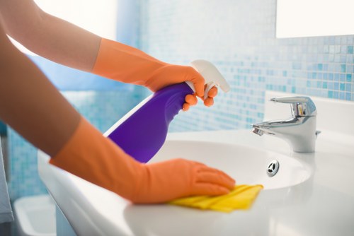 Local facade cleaning service for homes and businesses in SW20