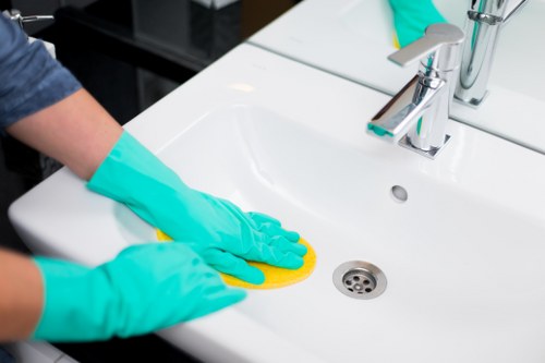 Local domestic cleaning support for flats and family homes in SW20